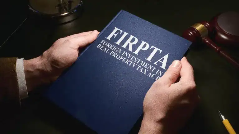 Cómo funciona FIRPTA: una guía paso a paso para vendedores extranjeros de bienes raíces